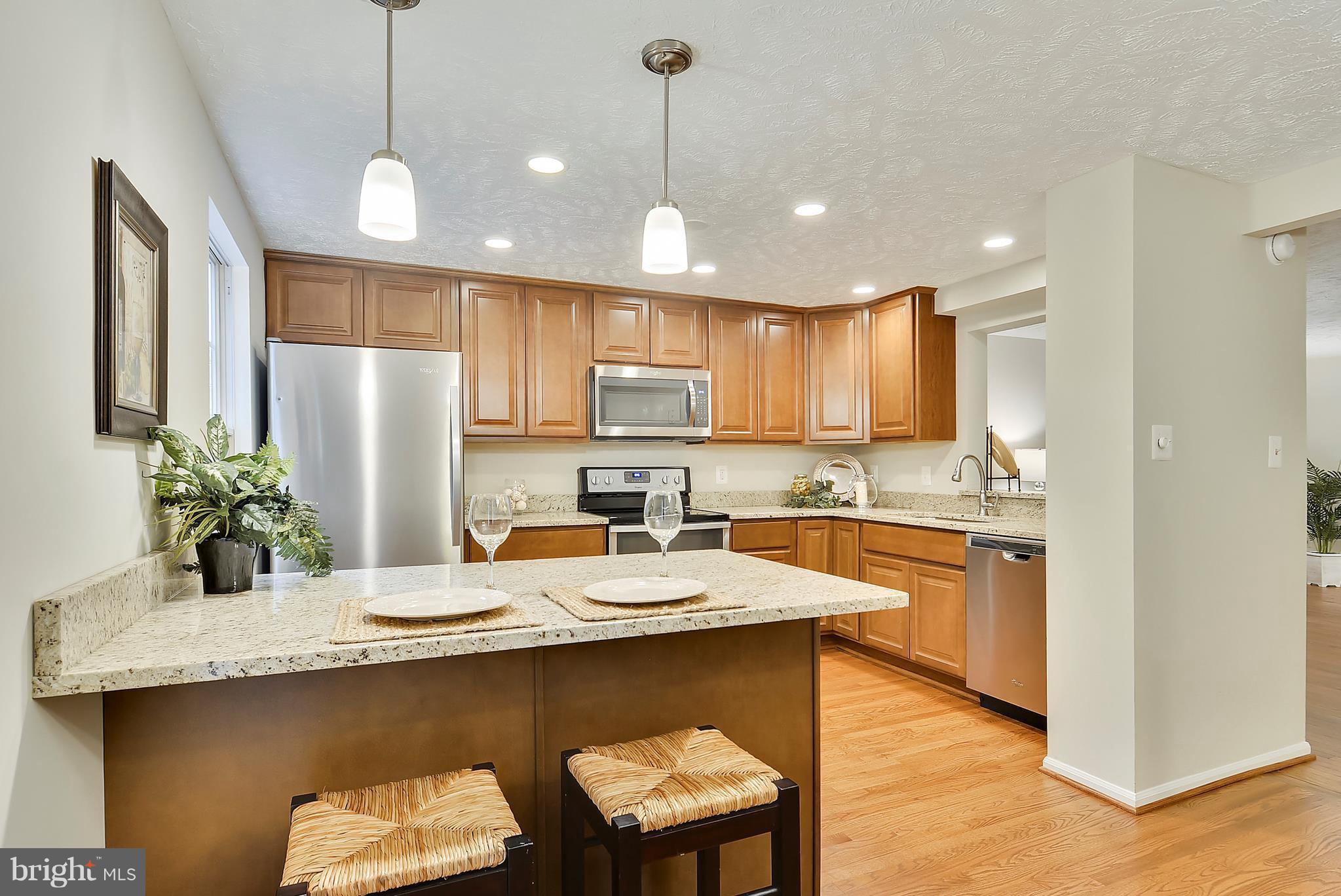 1539 Autumn Ridge Circle Reston, VA 20194 - Photo 8 of 24 Kitchen