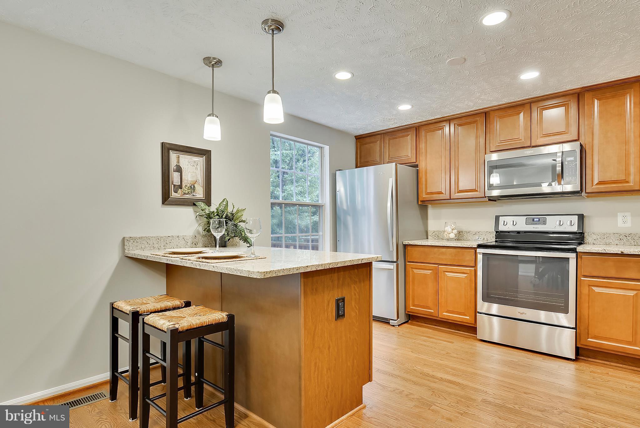 1539 Autumn Ridge Circle Reston, VA 20194 - Photo 10 of 24 Kitchen