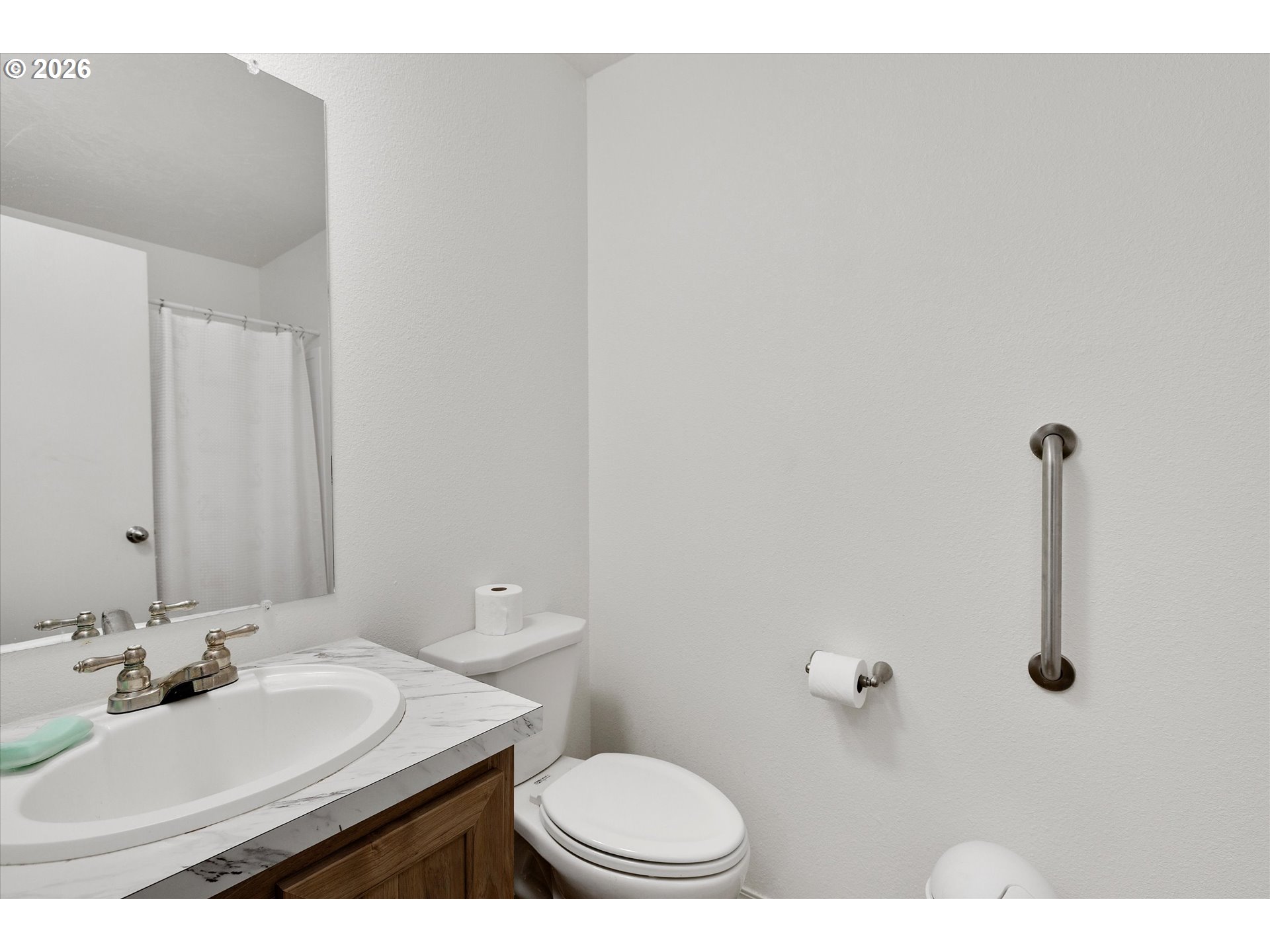 21290 South Beavercreek Road Beavercreek, OR 97004 - Photo 12 of 30 Bathroom