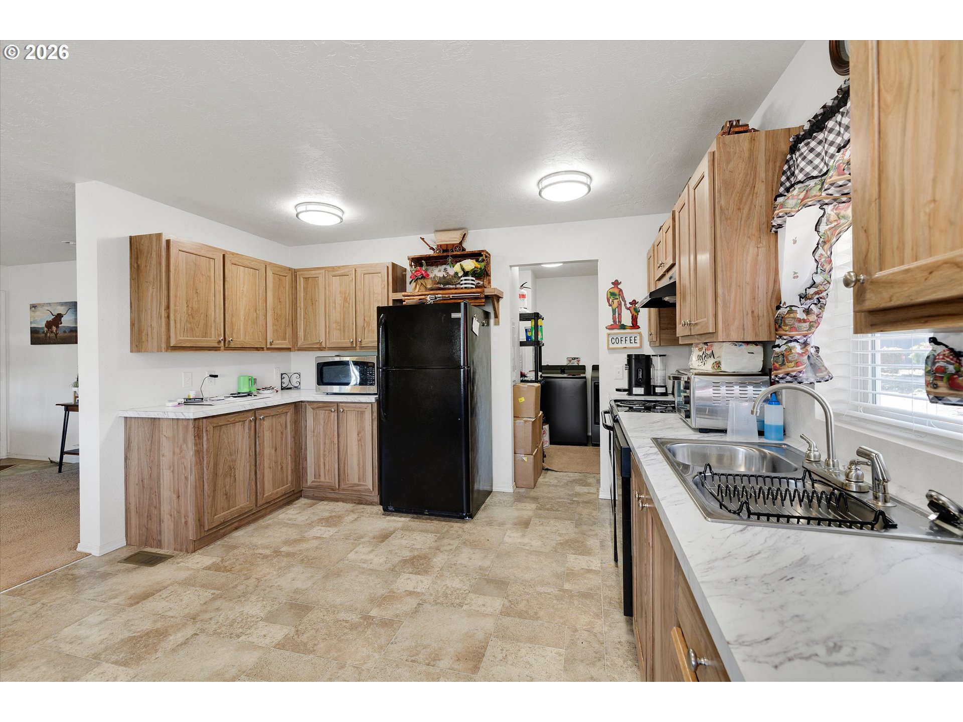 21290 South Beavercreek Road Beavercreek, OR 97004 - Photo 7 of 30 Kitchen