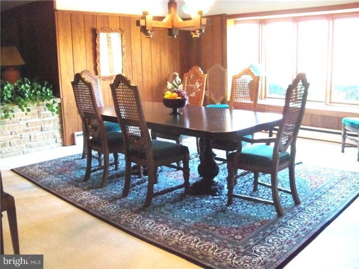 679 Juliustown Georgetown Road Jobstown, NJ 08041 - Photo 9 of 19 Dining Room