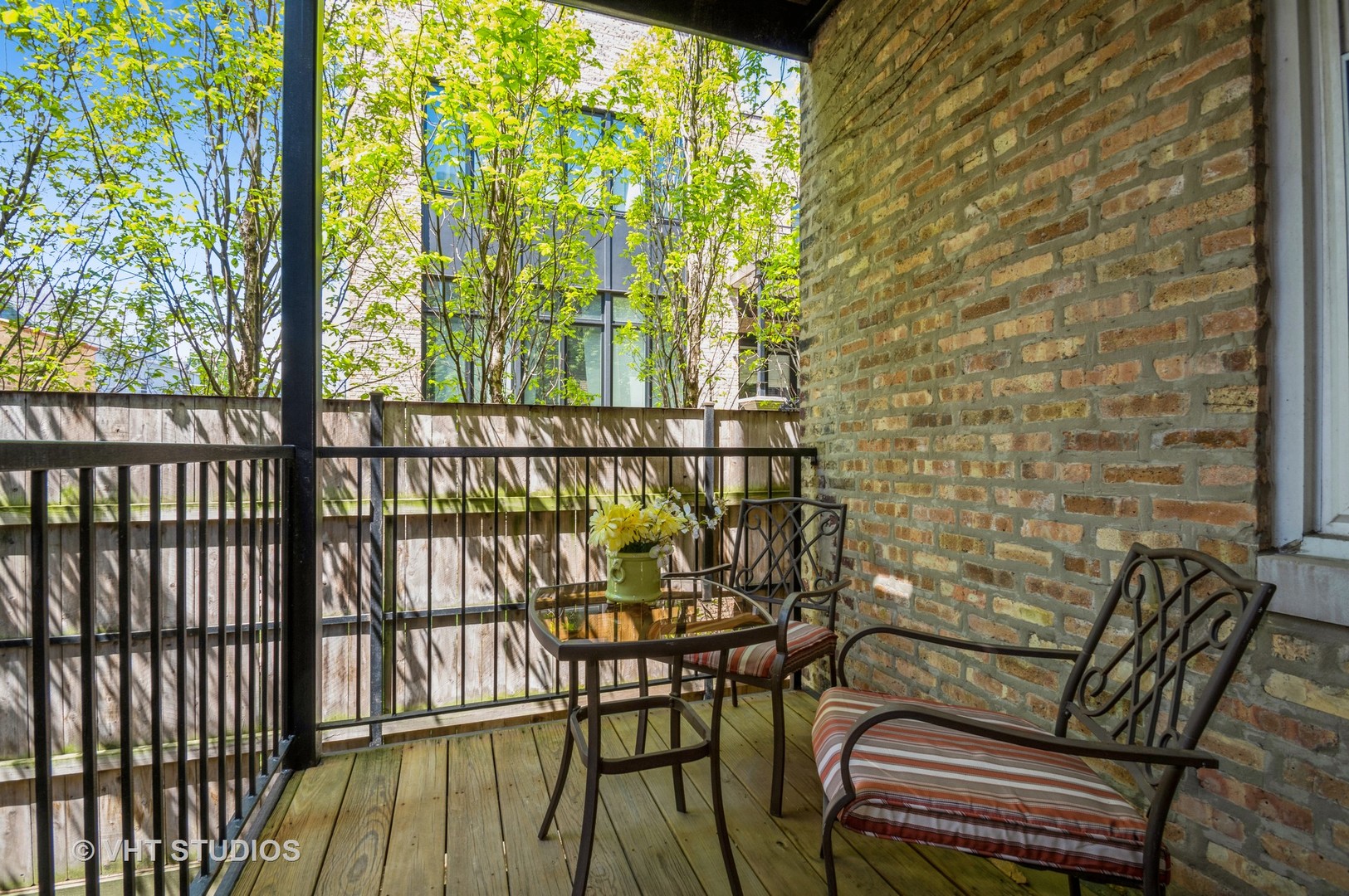 1439 West Addison Street, Unit 1 Chicago, IL 60657 - Photo 11 of 12