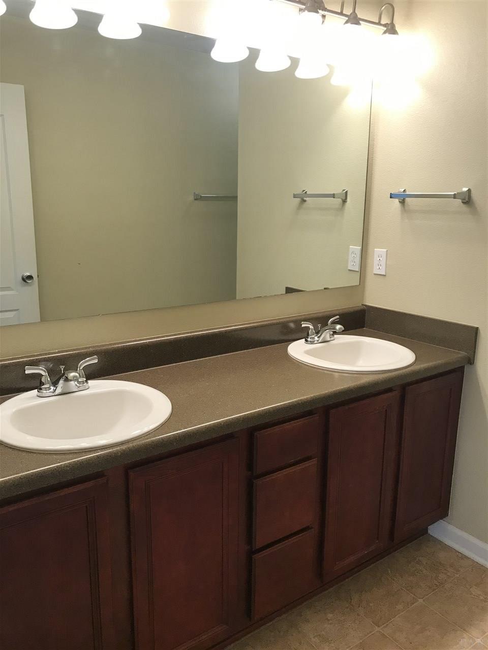 7973 Promise Creek Road Navarre, FL 32566 - Photo 28 of 39