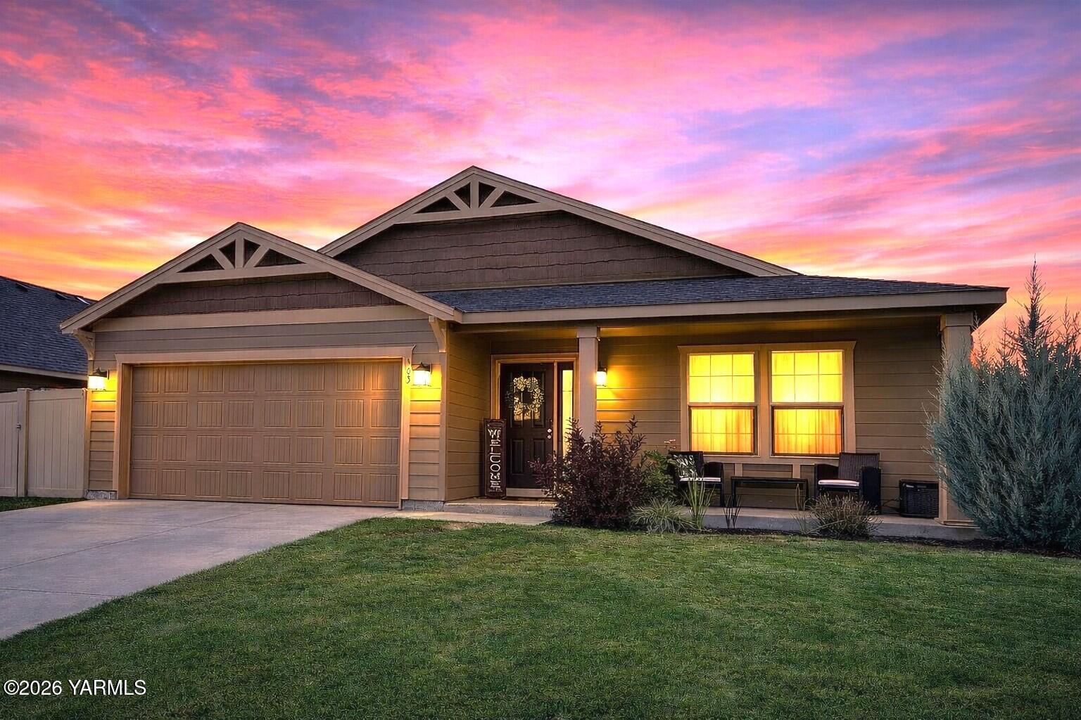 903 Cascade Avenue Moxee, WA 98936 - Photo 17 of 17 0016sunset photo