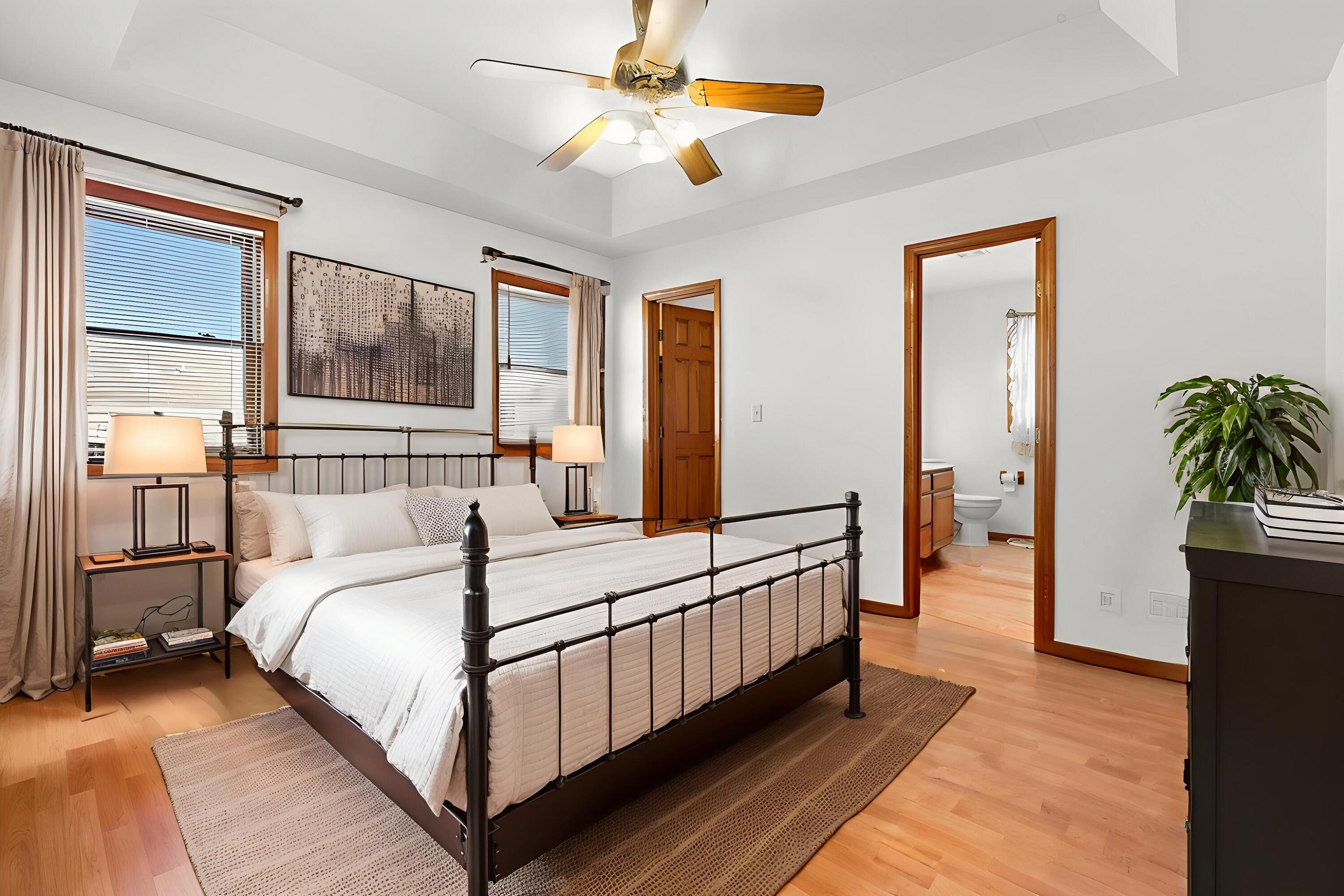 11609 Salyer Drive Wheatfield, IN 46392 - Photo 12 of 33 3000x2000