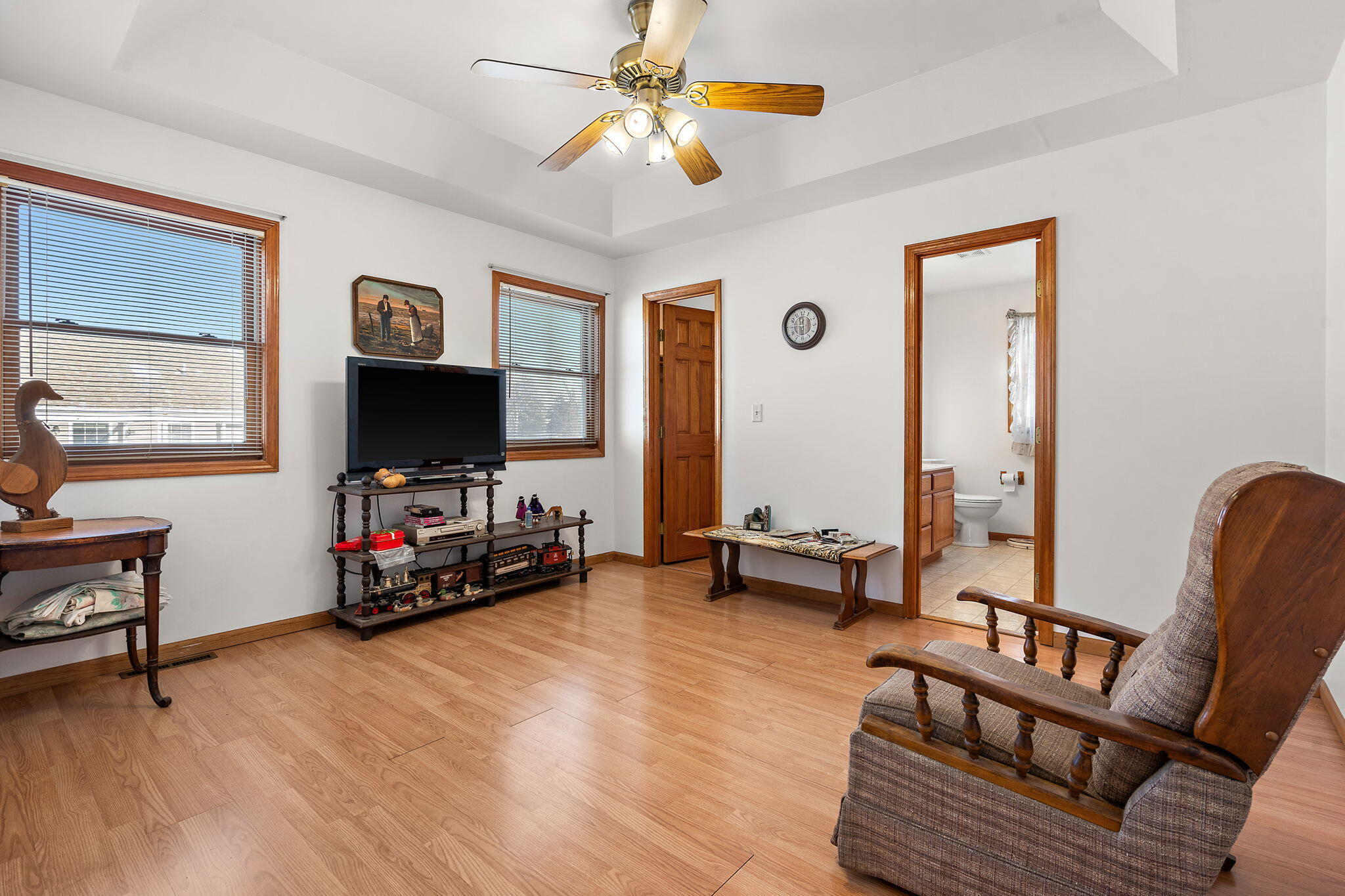 11609 Salyer Drive Wheatfield, IN 46392 - Photo 13 of 33 2048x1365