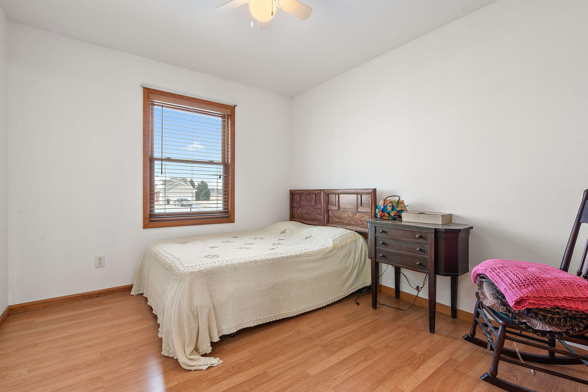 11609 Salyer Drive Wheatfield, IN 46392 - Photo 17 of 33 2048x1365