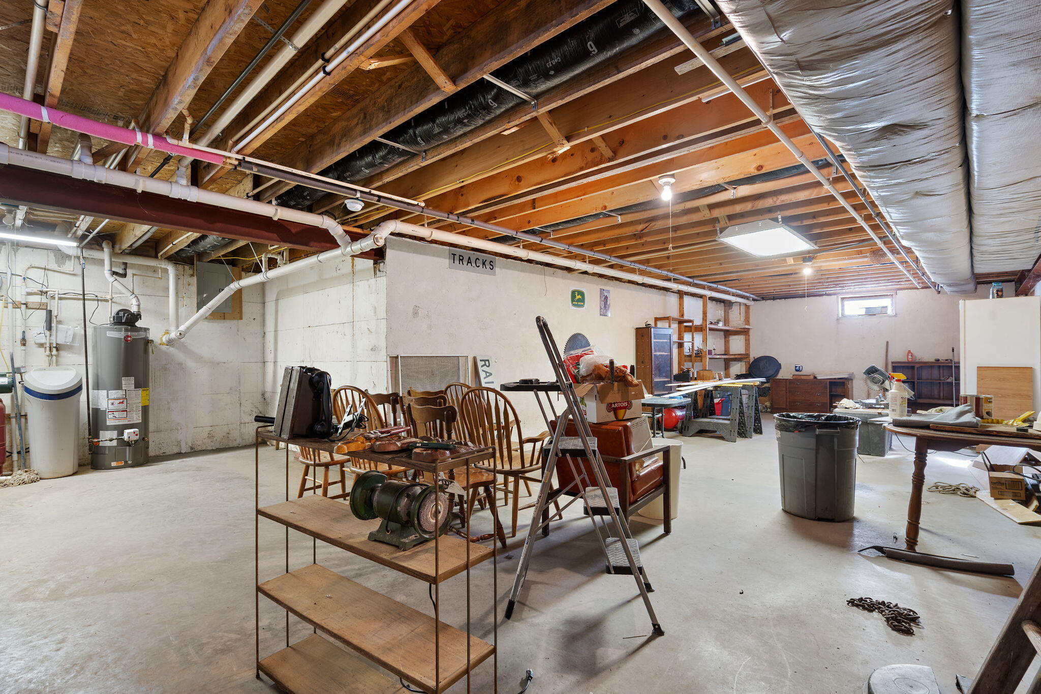 11609 Salyer Drive Wheatfield, IN 46392 - Photo 23 of 33 2048x1365