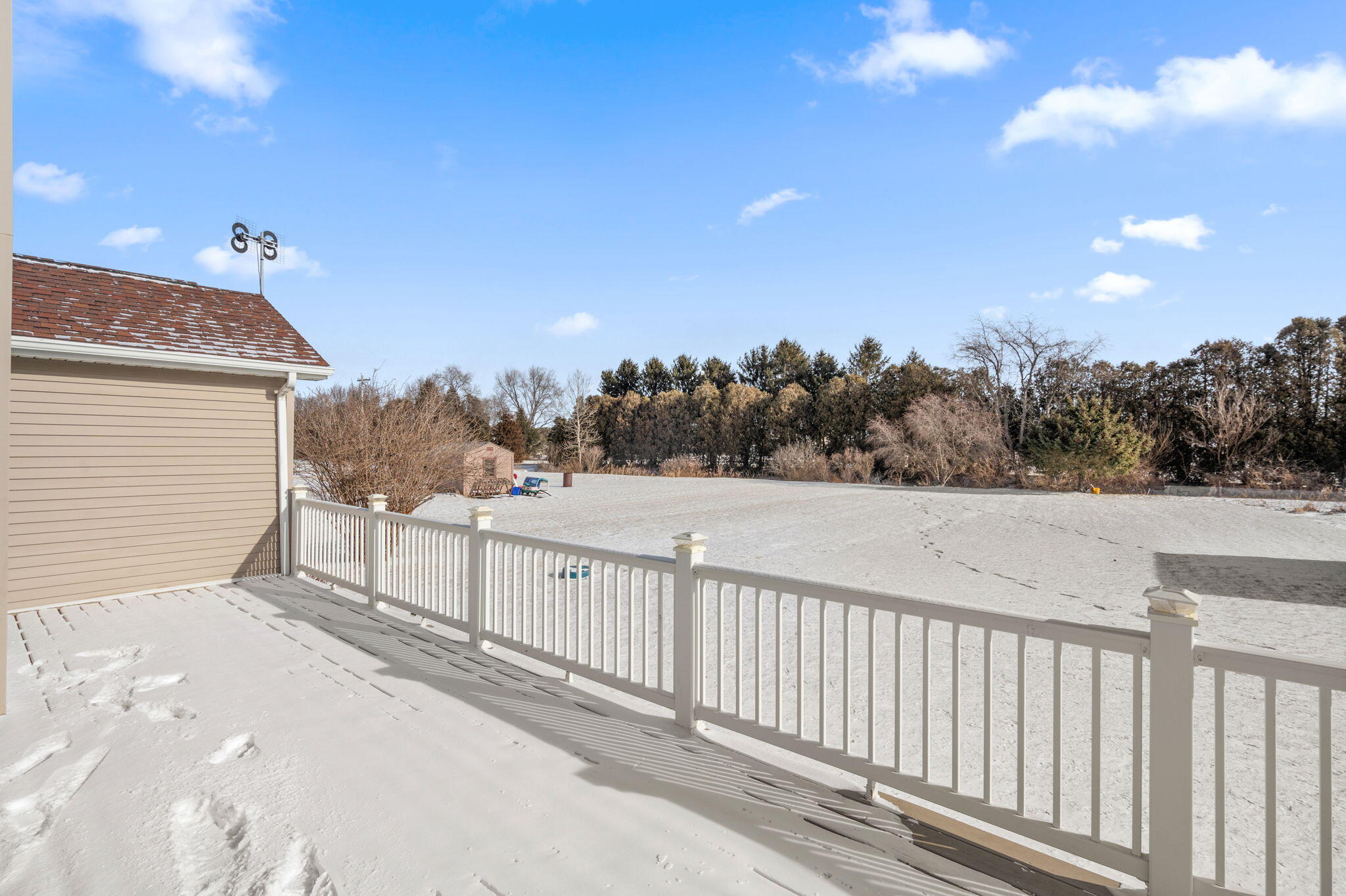 11609 Salyer Drive Wheatfield, IN 46392 - Photo 32 of 33 2048x1365