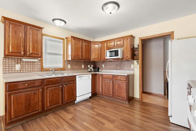 $349,900 | 11609 Salyer Drive, Wheatfield, IN 46392