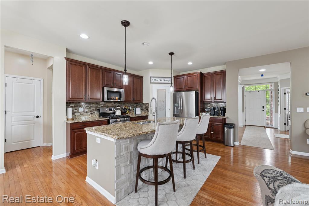 2640 Barkhill Road Canton, MI 48188 - Photo 19 of 74 Gallery Image 19