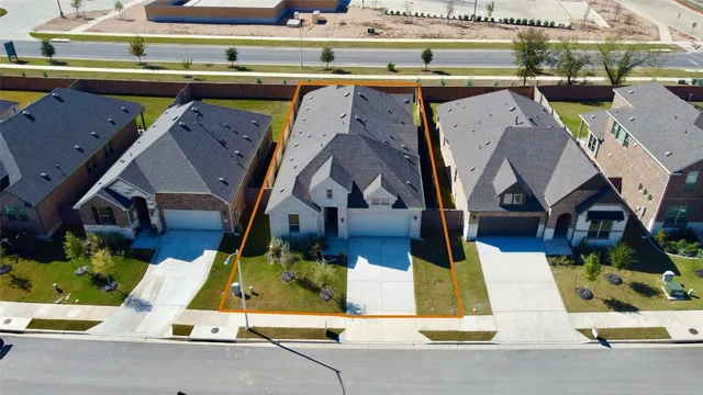 $2,550 | 247 Du Bois Lane, Kyle, TX 78640