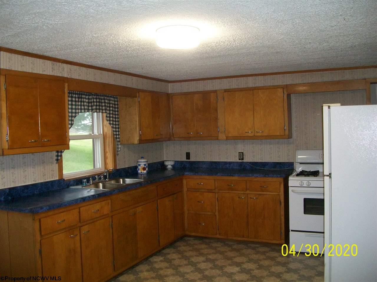 1000 Pea Ridge Road Philippi, WV 26416 - Photo 3 of 14 Gallery Image 3
