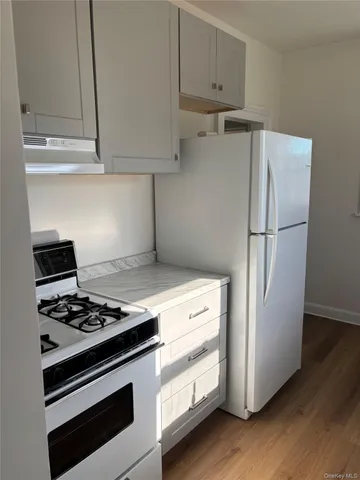 $2,700 | 166 Lake Avenue, Unit 2, Tuckahoe, NY 10707