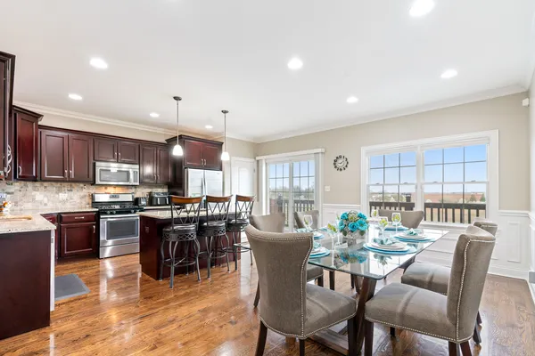 $440,000 | 17934 Fountain Circle, Orland Park, IL 60467