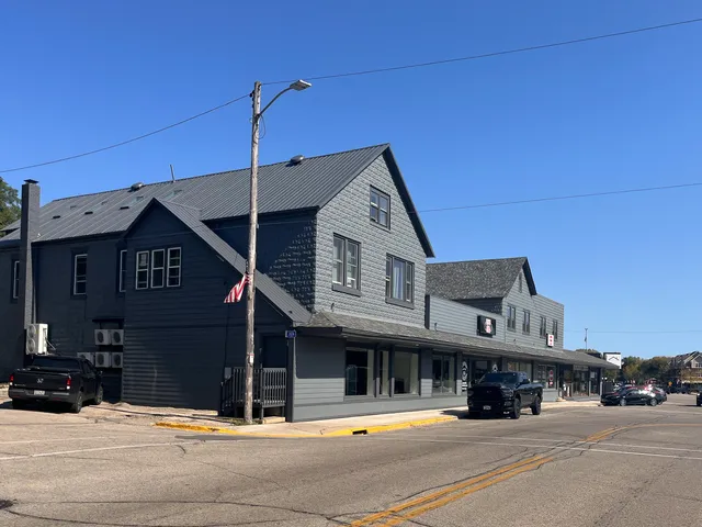 $1,650 | 202 East Main Street, Unit 8, Twin Lakes, WI 53181