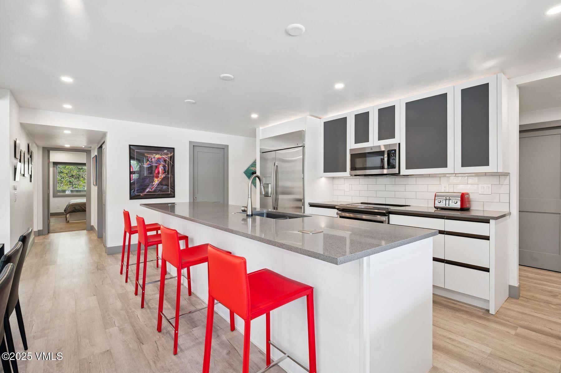 1650 Fall Ridge Road, Unit 120 Vail, CO 81657 - Photo 17 of 60 photo_online_014