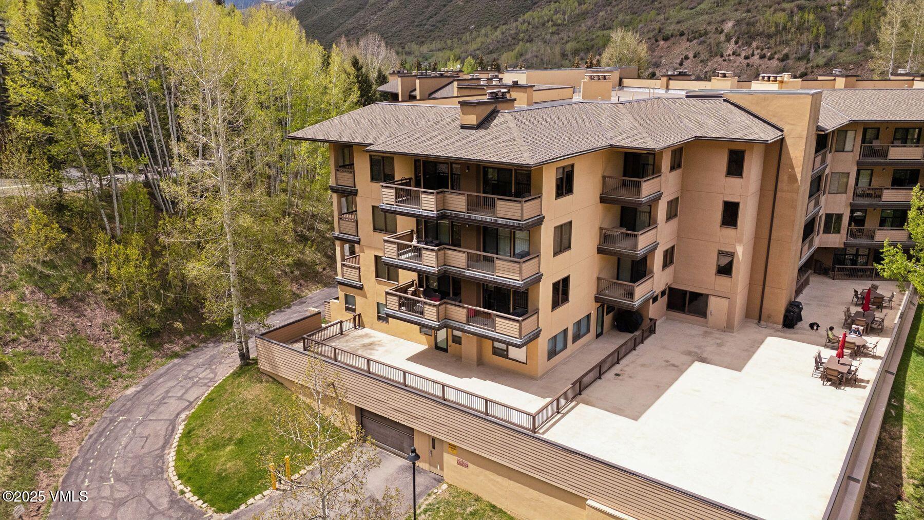 1650 Fall Ridge Road, Unit 120 Vail, CO 81657 - Photo 30 of 60 photo_online_027