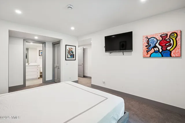 $3,700,000 | 1650 Fall Ridge Road, Unit 120, Vail, CO 81657