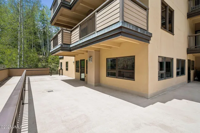 $3,700,000 | 1650 Fall Ridge Road, Unit 120, Vail, CO 81657