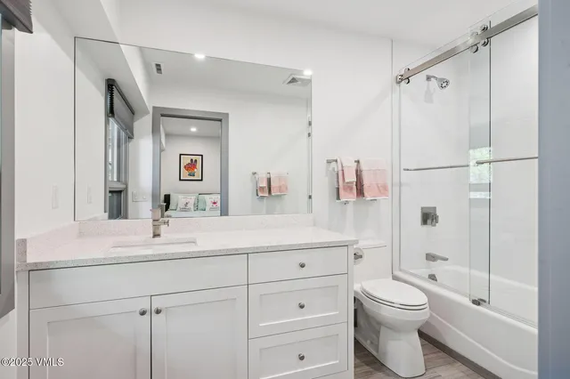 $3,700,000 | 1650 Fall Ridge Road, Unit 120, Vail, CO 81657