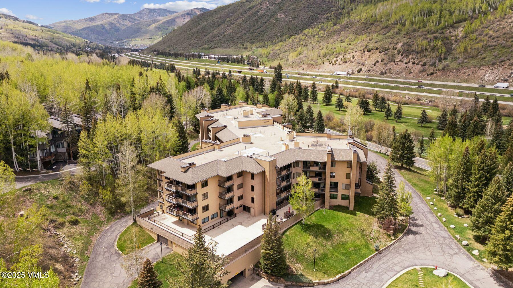 1650 Fall Ridge Road, Unit 120 Vail, CO 81657 - Photo 57 of 60 photo_online_054