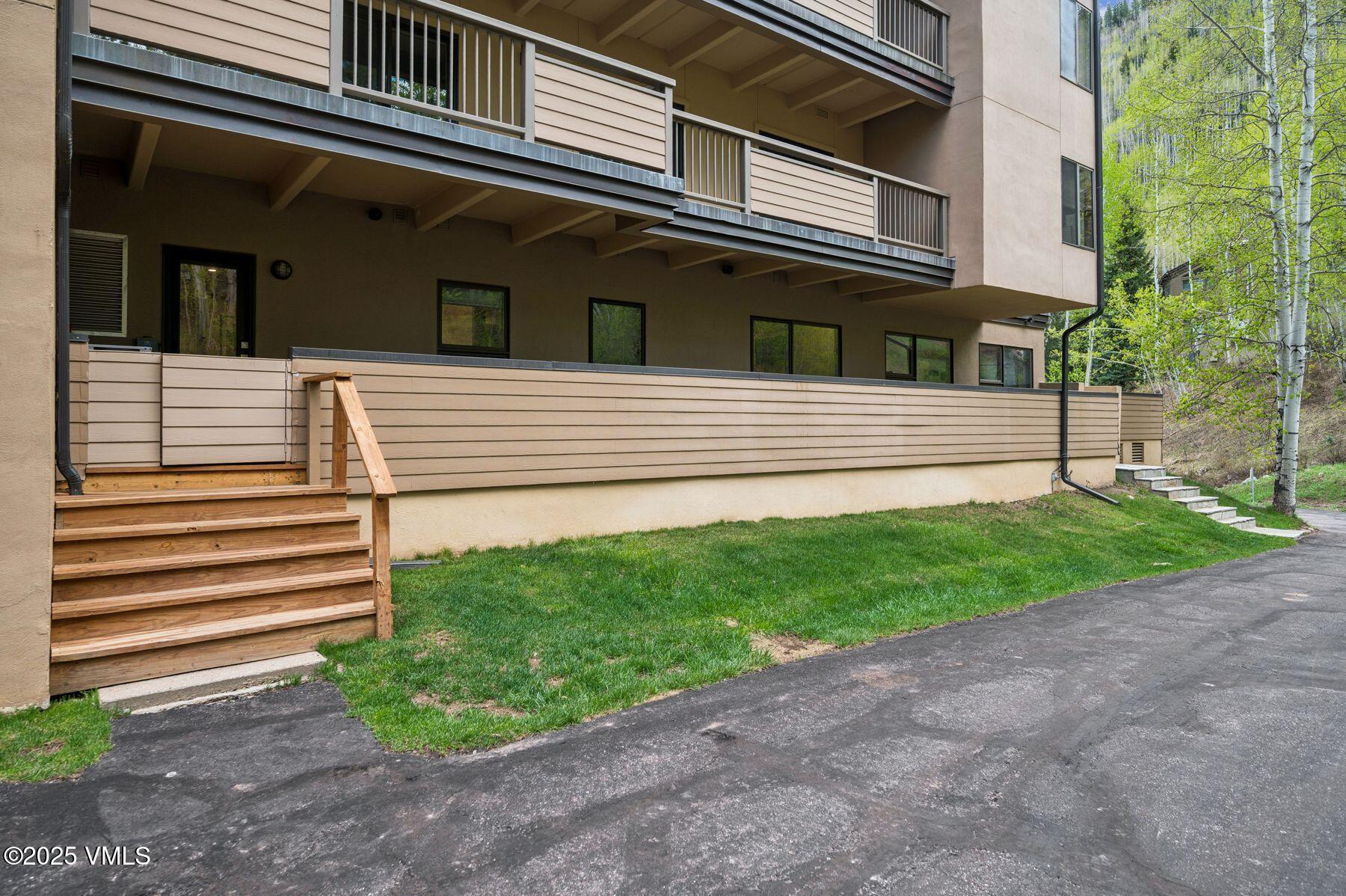 1650 Fall Ridge Road, Unit 120 Vail, CO 81657 - Photo 59 of 60 photo_online_056