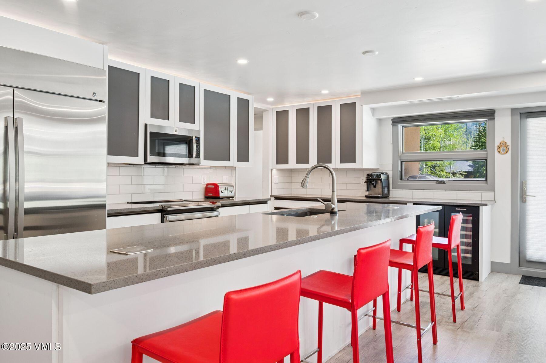 1650 Fall Ridge Road, Unit 120 Vail, CO 81657 - Photo 10 of 60 photo_online_007