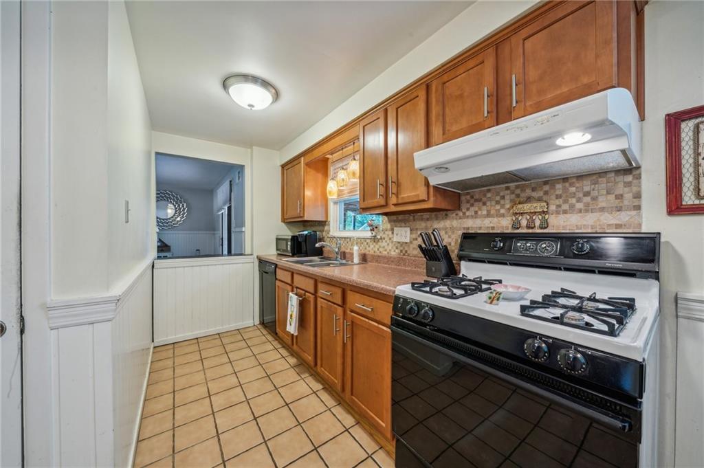 1021 Harvard Road Monroeville, PA 15146 - Photo 11 of 37 Gallery Image 11