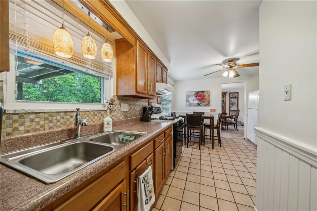 1021 Harvard Road Monroeville, PA 15146 - Photo 12 of 37 Gallery Image 12