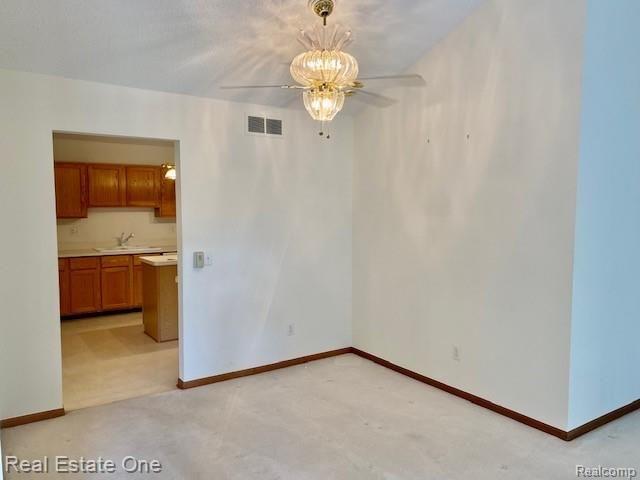 21951 Lancrest Court, Unit 294 Farmington Hills, MI 48335 - Photo 13 of 43