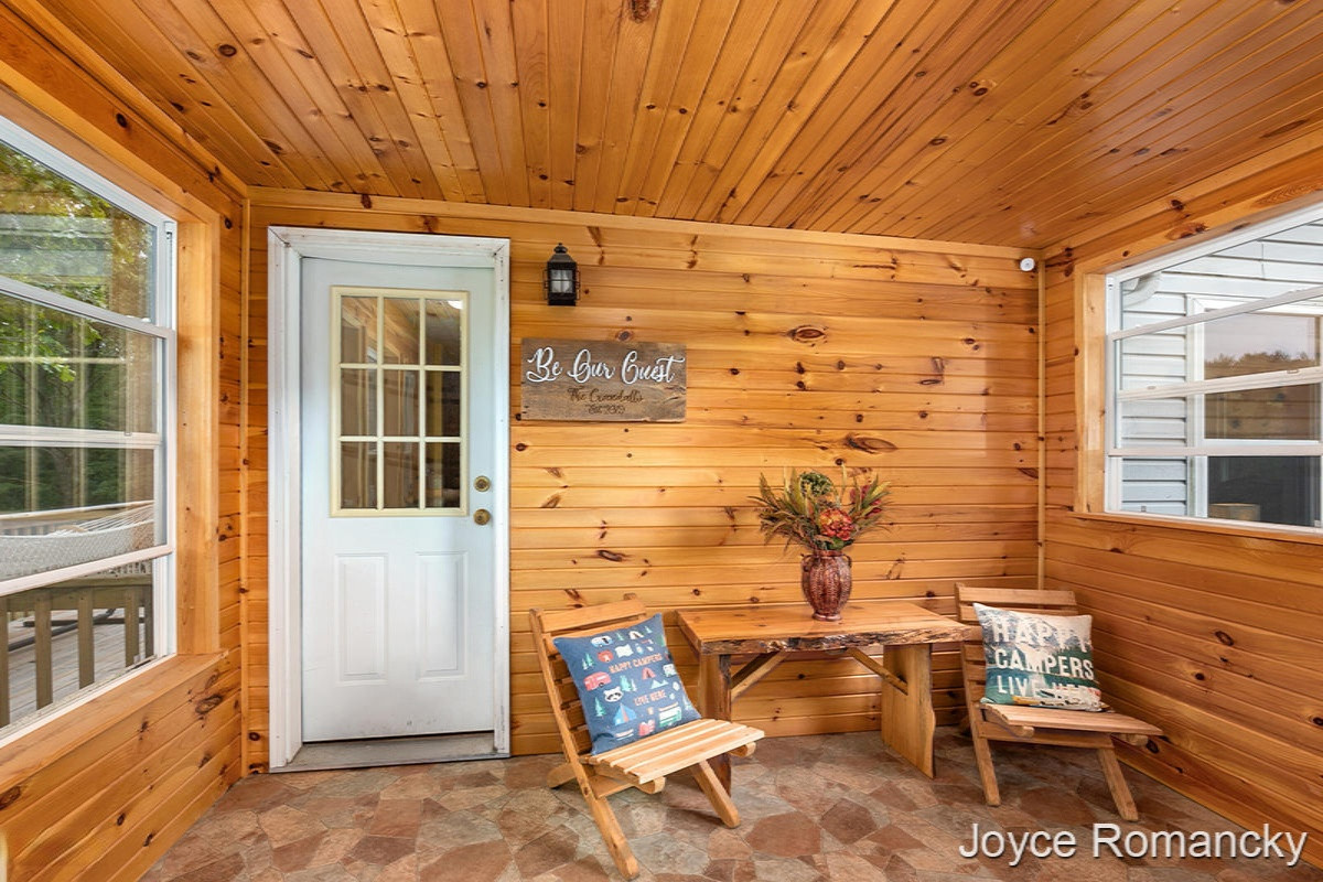 1200 Youngman Road Trufant, MI 49347 - Photo 8 of 64 IMG_1004