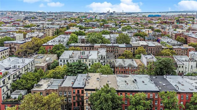 $6,000,000 | 238 Sackett Street | Carroll Gardens
