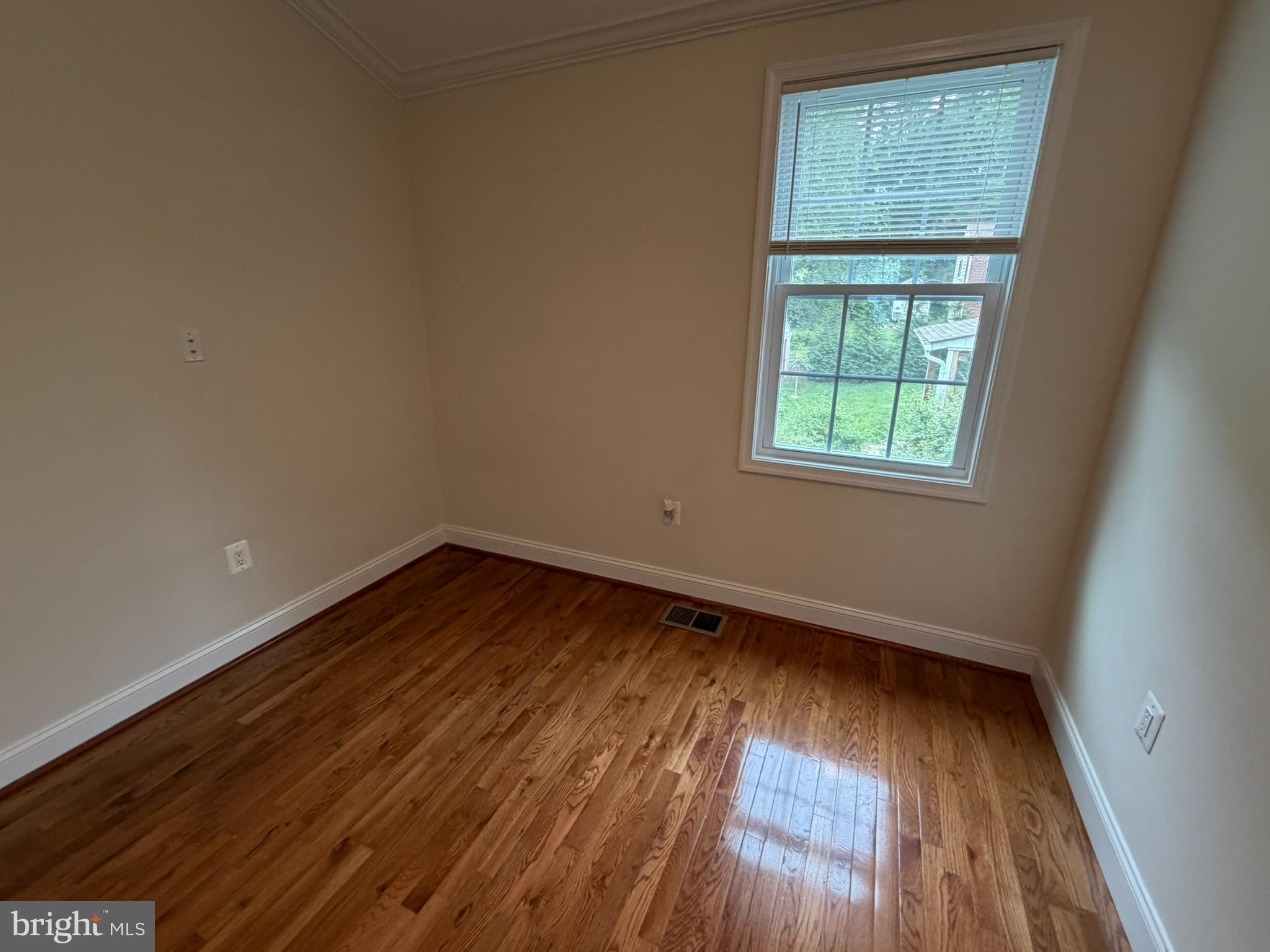 2923 Fairhill Road Fairfax, VA 22031 - Photo 20 of 63 1st Floor Office