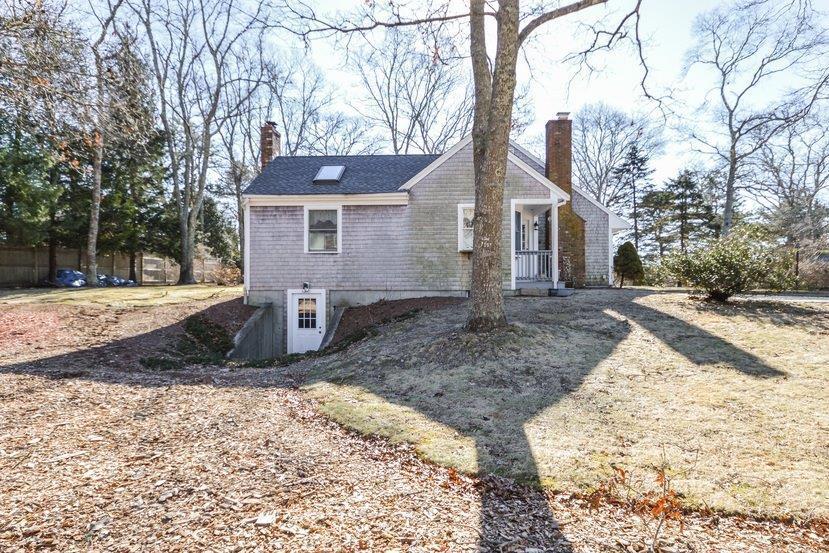 51 Pine Ridge Road East Falmouth, MA 02536 - Photo 5 of 20 026-Rear_View-5259574-small