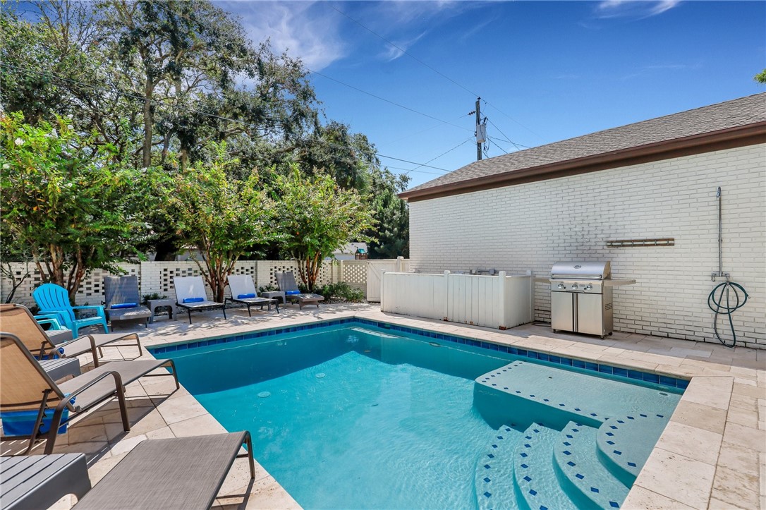 1626 Bruce Drive St. Simons Island, GA 31522 - Photo 9 of 38