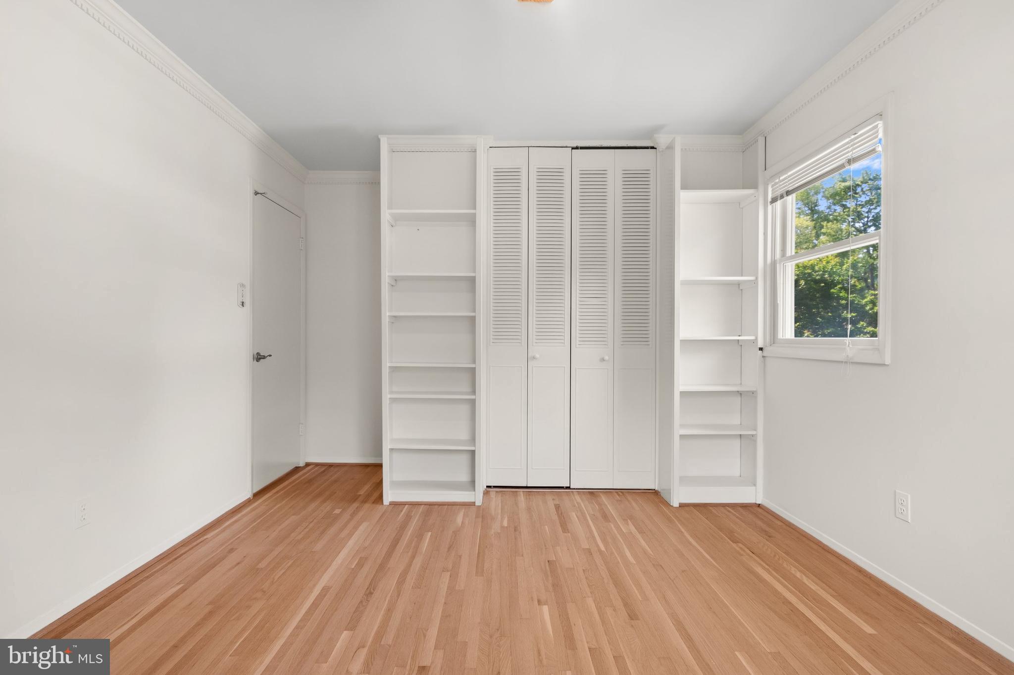 6915 Hadlow Drive Springfield, VA 22152 - Photo 21 of 43 Bedroom 2