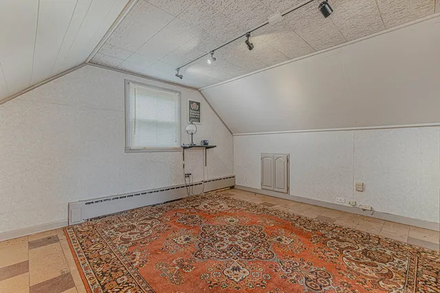 $265,000 | 1414 Belle Plaine Avenue, Gurnee, IL 60031