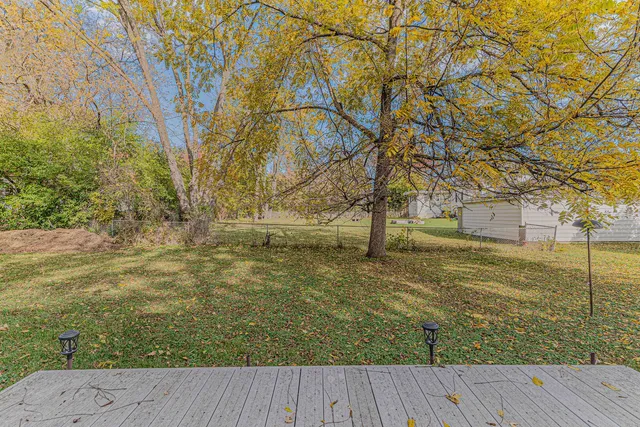 $265,000 | 1414 Belle Plaine Avenue, Gurnee, IL 60031