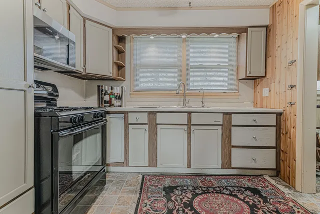 $265,000 | 1414 Belle Plaine Avenue, Gurnee, IL 60031