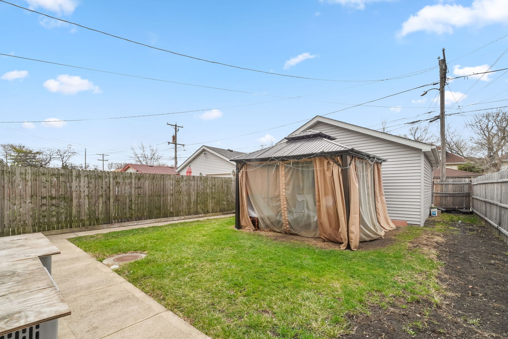 1906 South 60th Court Cicero, IL 60804 - Photo 37 of 40 a view of a back yard of the house