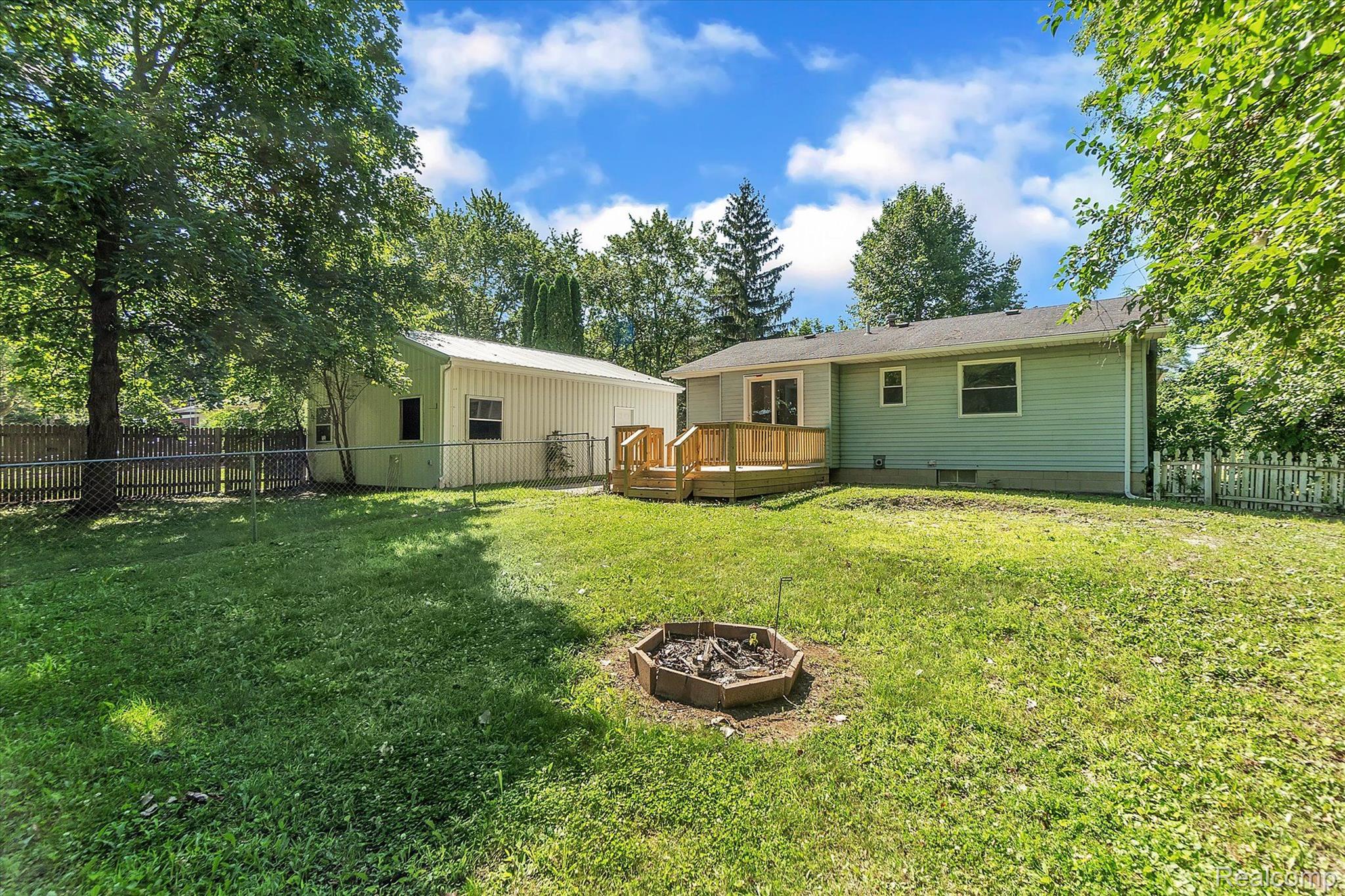 7315 East Carpenter Road Davison, MI 48423 - Photo 37 of 39 Gallery Image 37