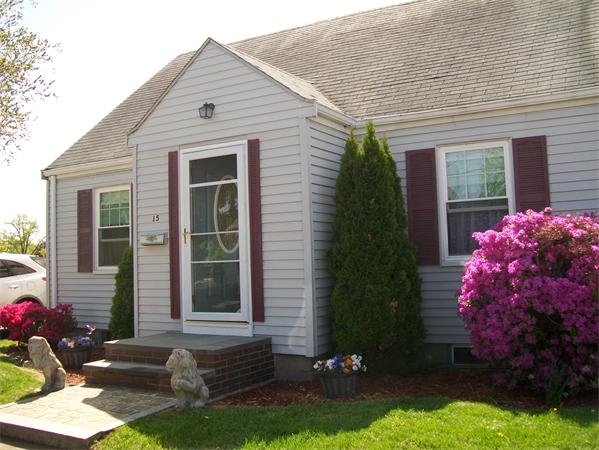 15 Pond View Road Lynn, MA 01904 - Photo 2 of 28 Gallery Image 2