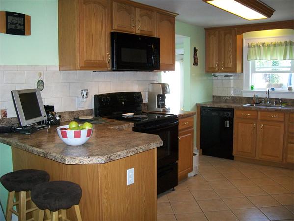 15 Pond View Road Lynn, MA 01904 - Photo 8 of 28 Gallery Image 8