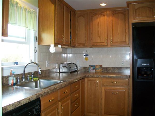 15 Pond View Road Lynn, MA 01904 - Photo 9 of 28 Gallery Image 9