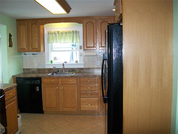 15 Pond View Road Lynn, MA 01904 - Photo 10 of 28 Gallery Image 10