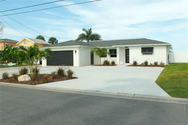 a house view with a outdoor space