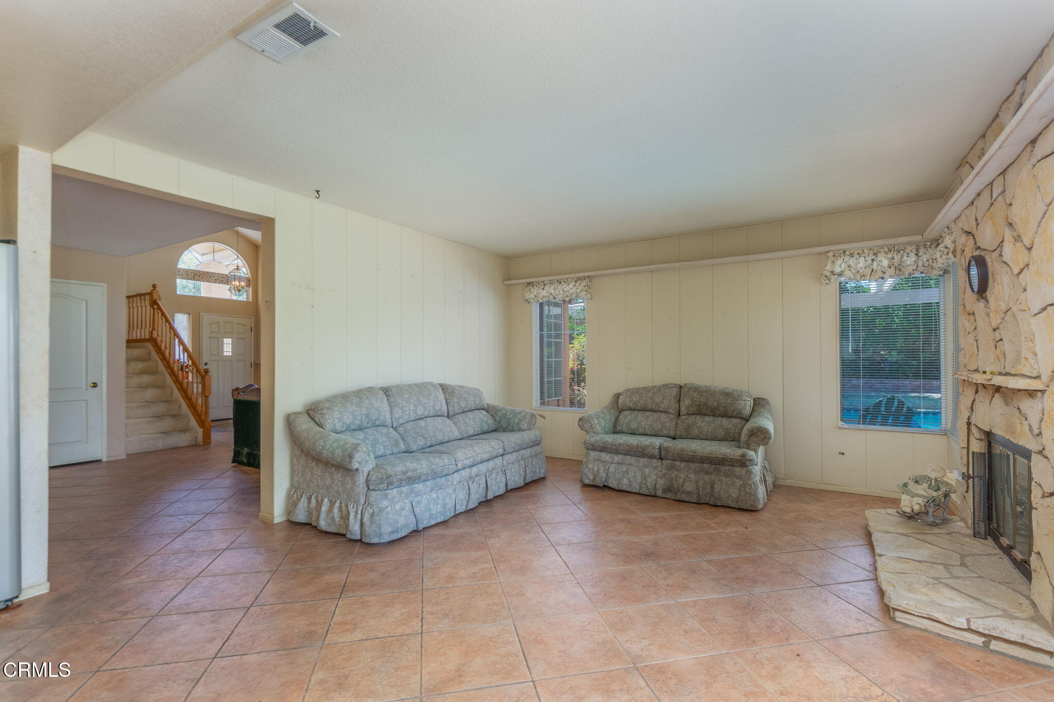 501 Fairfield Road Simi Valley, CA 93065 - Photo 12 of 32 Image-012
