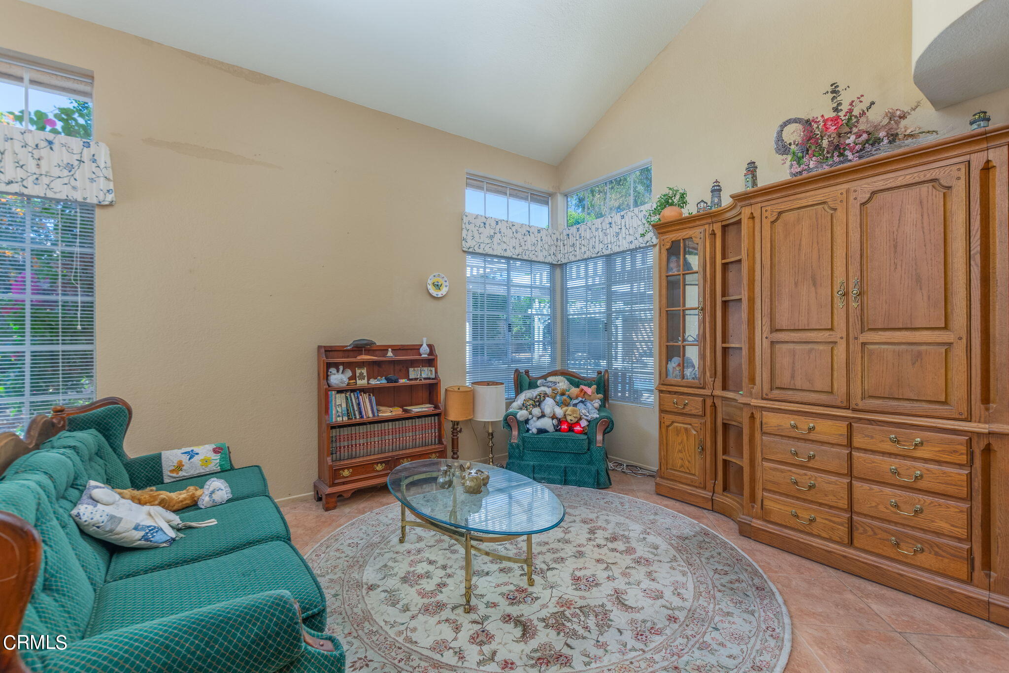 501 Fairfield Road Simi Valley, CA 93065 - Photo 7 of 32 Image-007