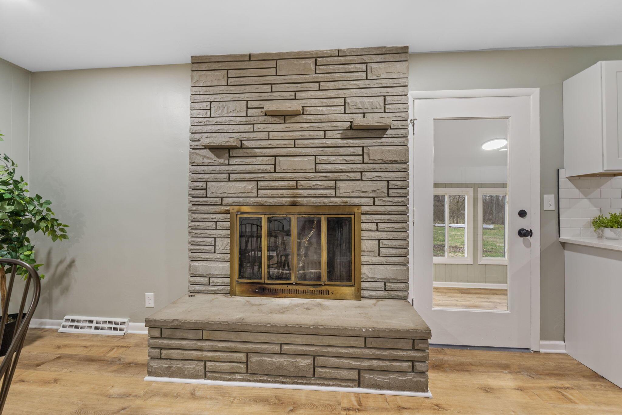 364 Grandview Road Newark, OH 43055 - Photo 12 of 50 364 Grandview Rd (Interior-9